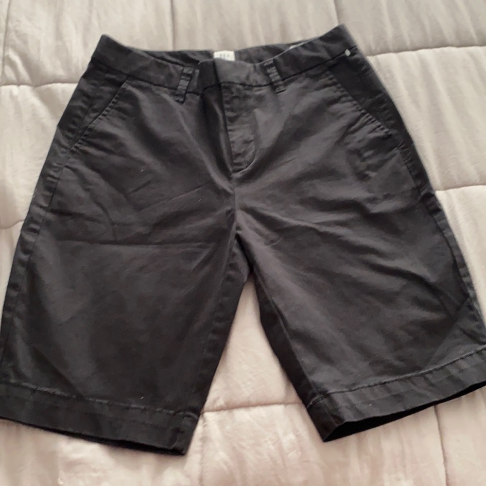 GAP Women’s Black Bermuda Shorts